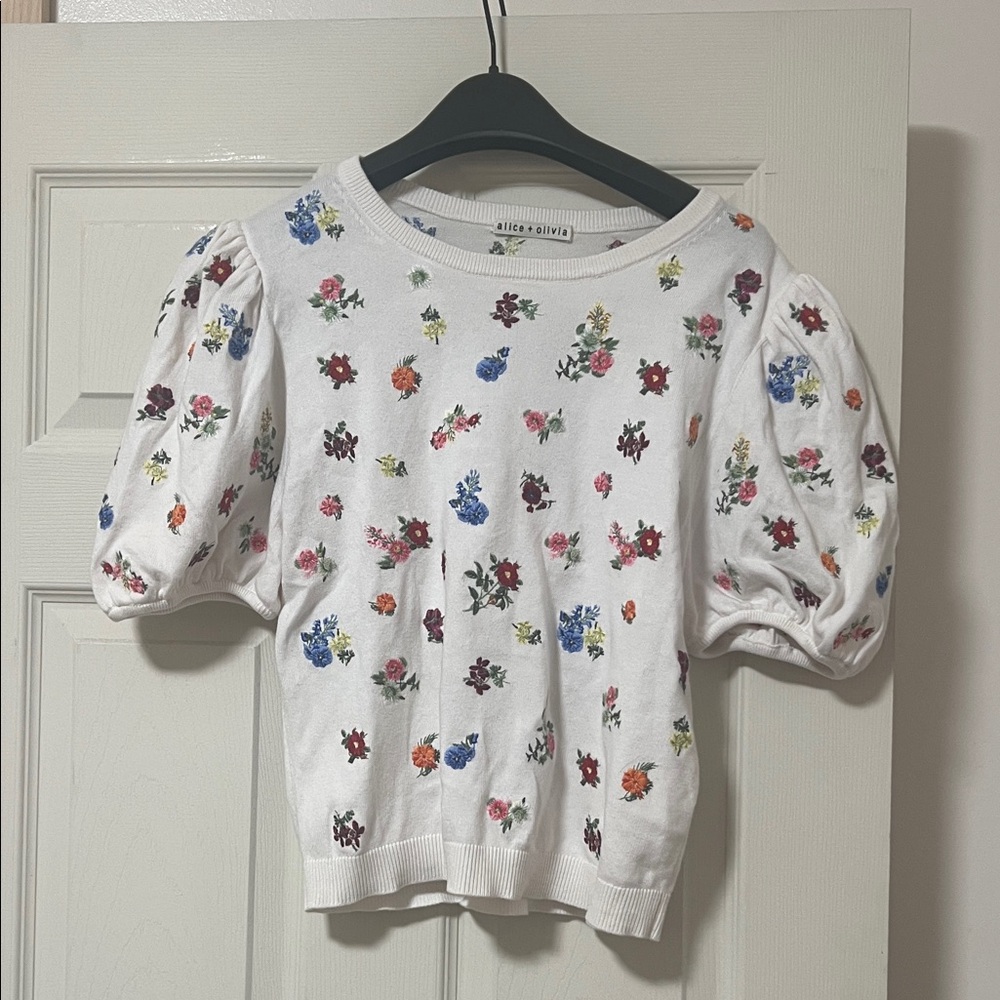 Alice + Olivia White Multicolor Floral Sweater